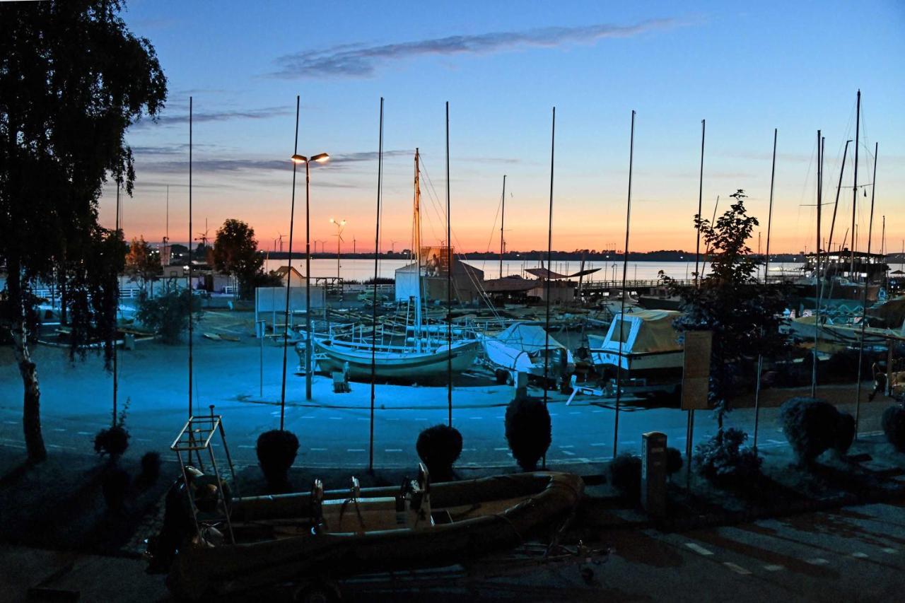 Ahoy Puck Apartament Przy Plazy Z Widokiem Na Morze エクステリア 写真