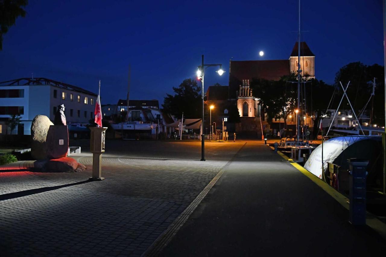 Ahoy Puck Apartament Przy Plazy Z Widokiem Na Morze エクステリア 写真